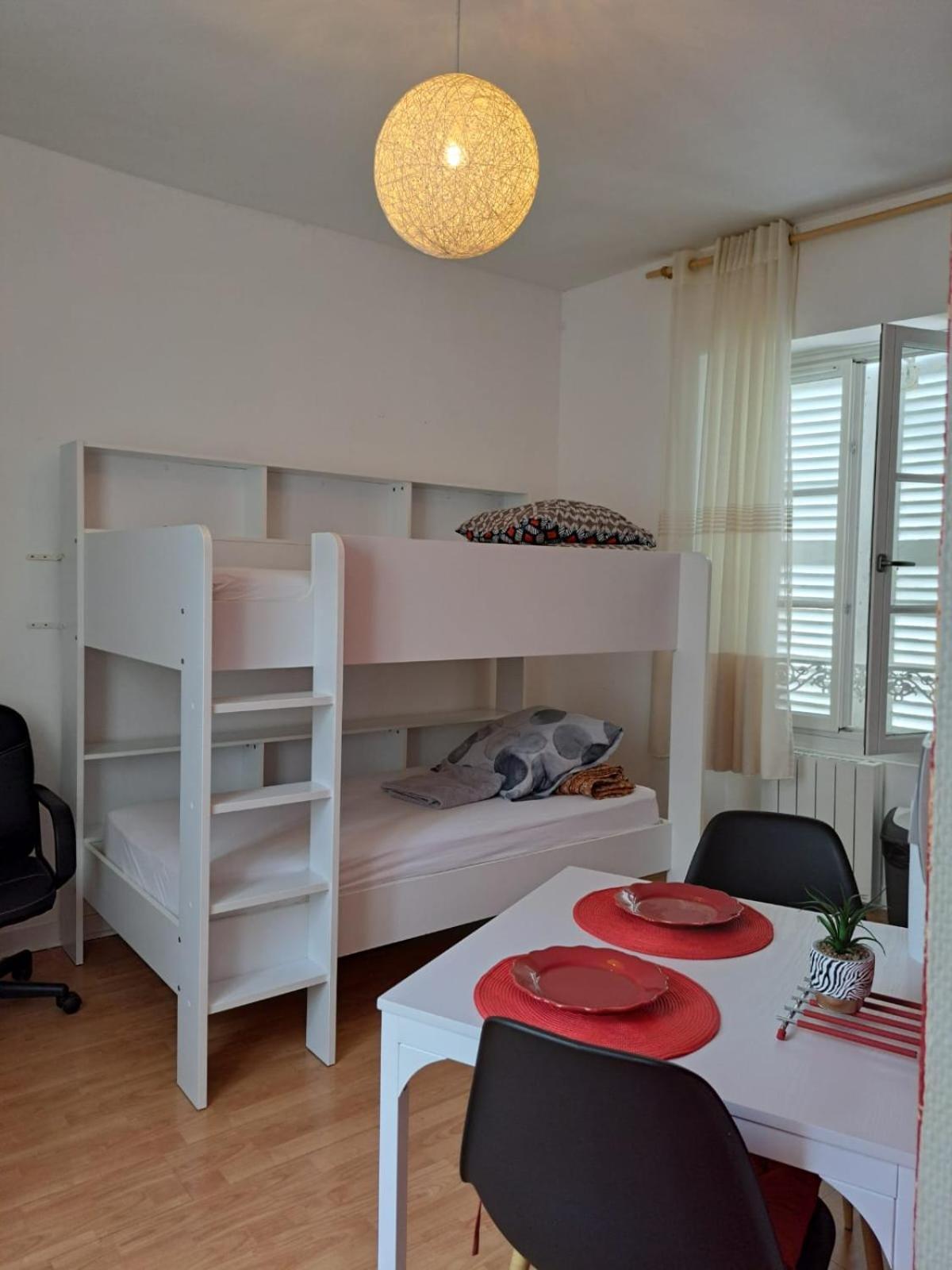 Confortable Centre Apartment *
